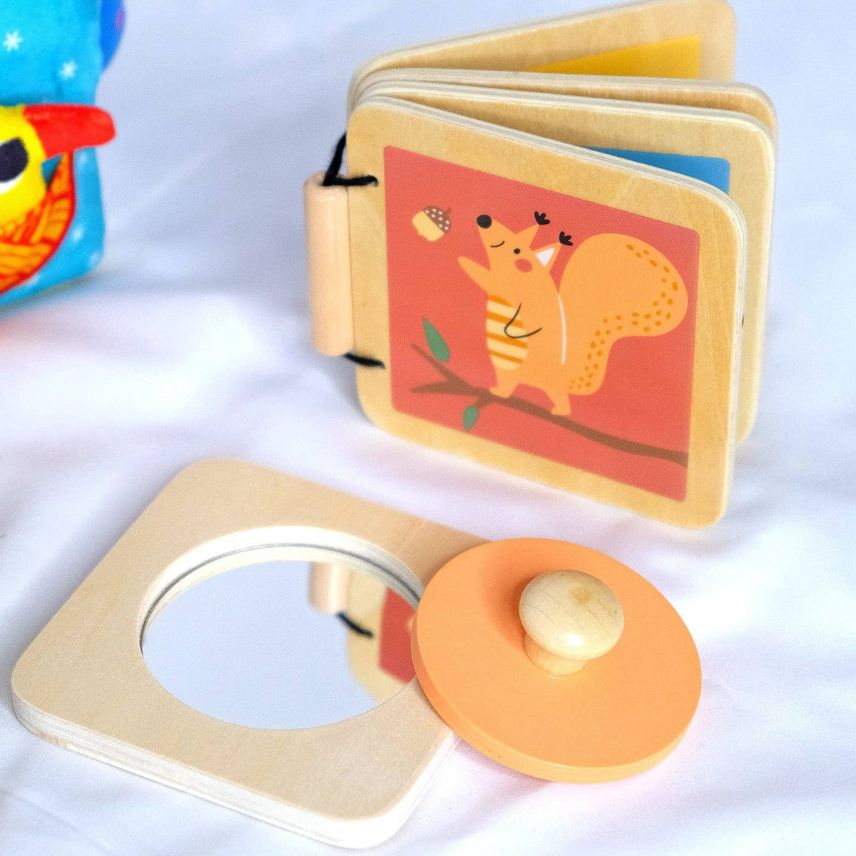 Zestaw Montessori BusyKids dla dzieci w wieku od 6 do 12 miesięcy