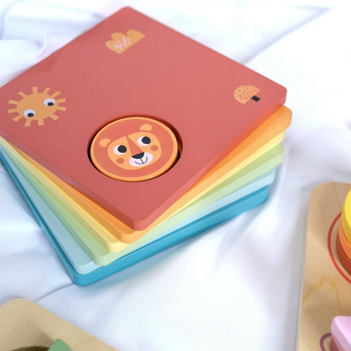 Zestaw Montessori BusyKids dla dzieci w wieku od 24 do 36 miesięcy