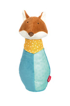 Uroczy pluszowy kręgiel-lis z wbudowaną grzechotką, element zestawu miękkich kręgli dla dzieci. Idealna zabawka rozwojowa wspierająca motorykę i zmysły.