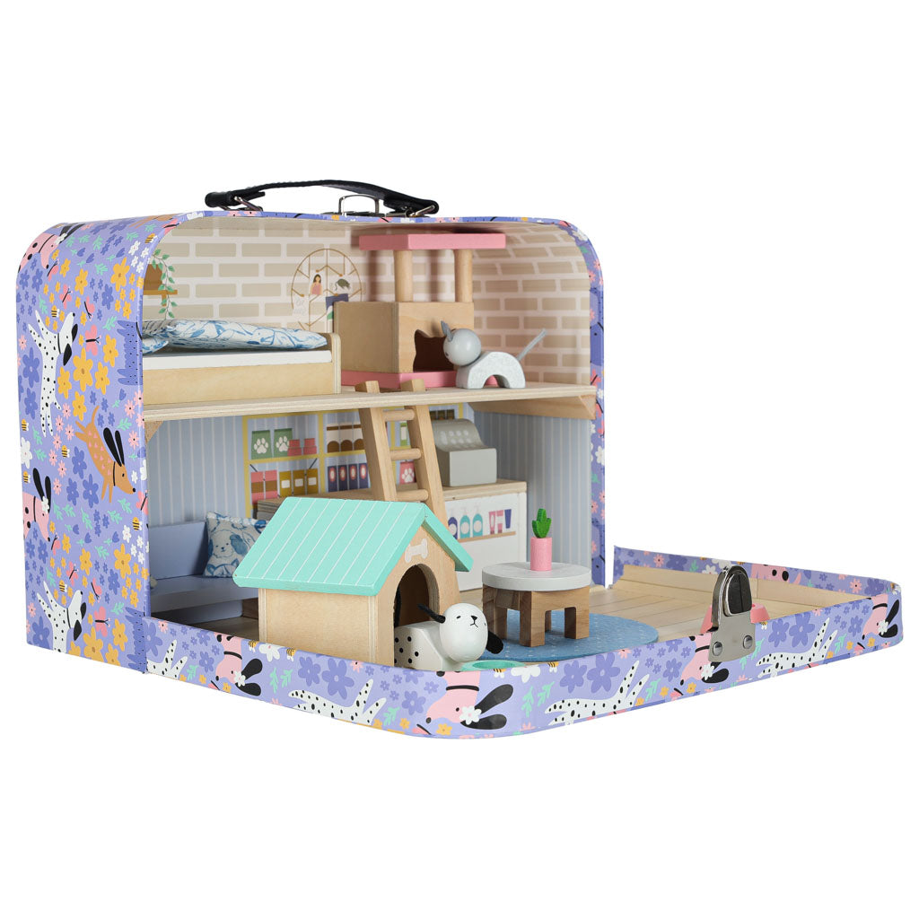 Domek w walizce hotel spa dla zwierząt drewniane mebelki figurki