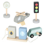 Garaż drewniany parking samochodowy piętrowy stacja benzynowa