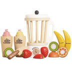 Drewniany blender Fruit & Smooth retro z wyjmowanym dzbankiem, zestawem owoców na rzepy, nożem i 2 kubkami do zabawy w zdrowe smoothie.