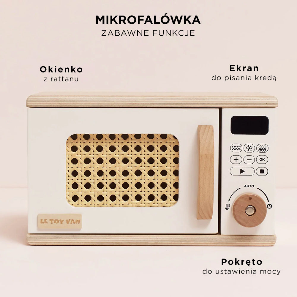 Wysokiej jakości drewniana kuchenka mikrofalowa Le Toy Van dla dzieci, biała, z elementami z naturalnego drewna i rattanowym okienkiem. Posiada ruchome pokrętło i interaktywny programator do zabawy w gotowanie.