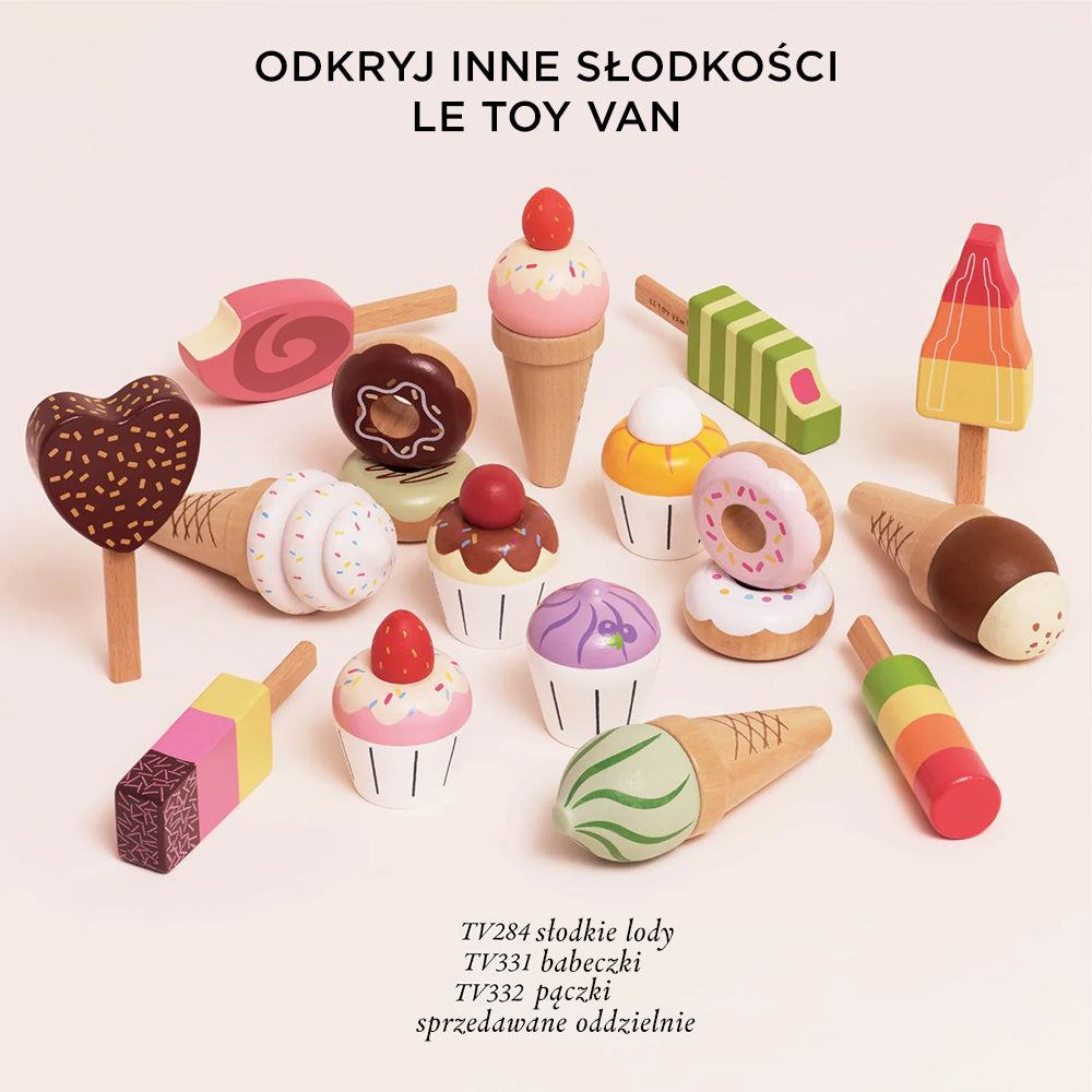 Kolekcja drewnianych słodkości Le Toy Van: apetyczne lody rożki, babeczki i pączki w pastelowych kolorach, idealne do zabawy w lodziarnię i kreatywnego rozwoju dzieci.