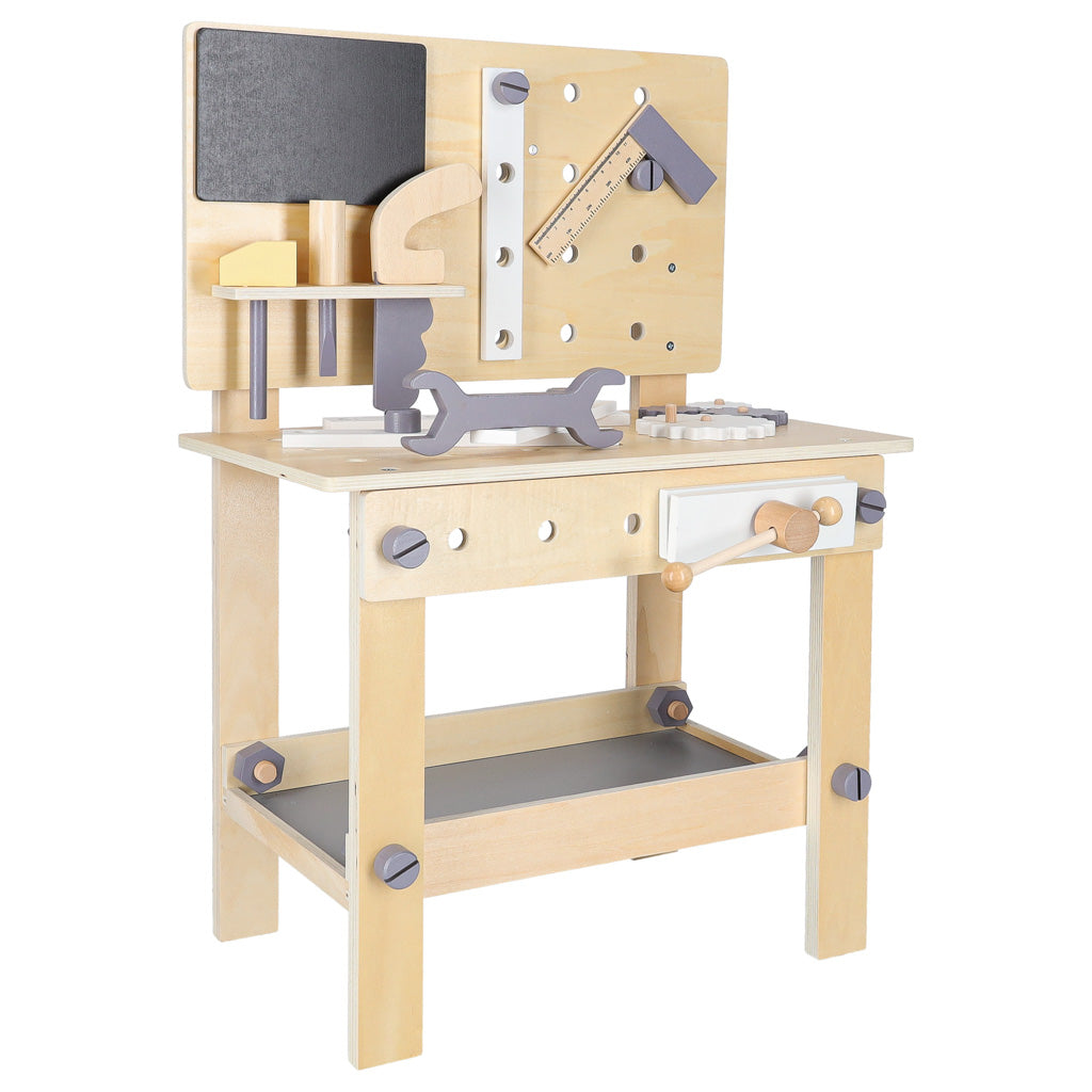 Warsztat z narzędziami drewniany na stoliku zestaw majsterkowicza