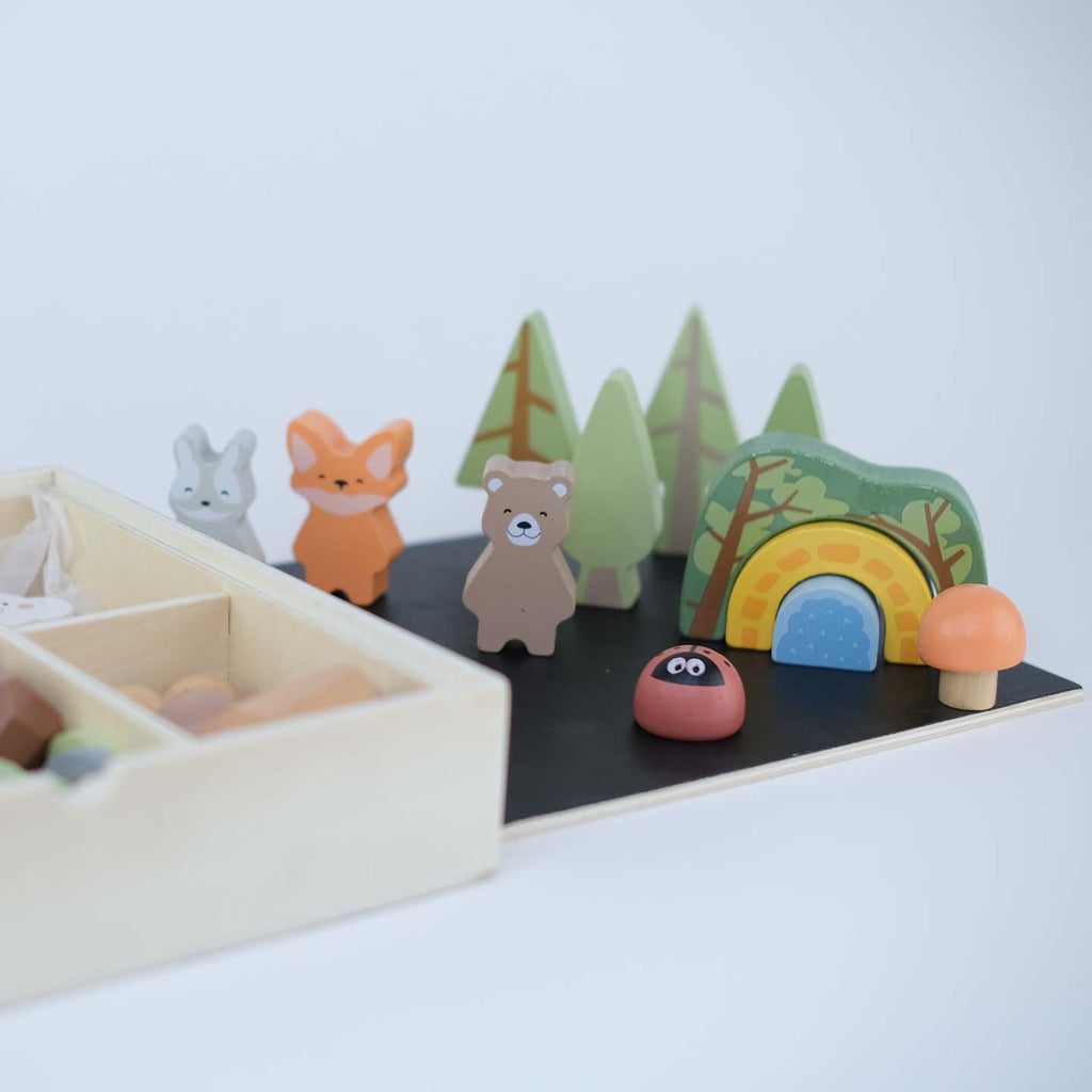 Montessori zestaw drewnianych figurek „Zestaw leśny”