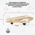 Drewniany samolot Le Toy Van Airlines z ruchomymi śmigłami, wykonany z certyfikowanego drewna FSC, bez plastiku. Ponadczasowa zabawka dla dzieci, inspirująca wyobraźnię.