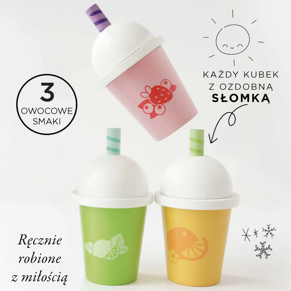Drewniany zestaw do zabawy: 3 kolorowe koktajle smoothie w kubkach z owocami i ozdobnymi słomkami, idealne do kawiarni.